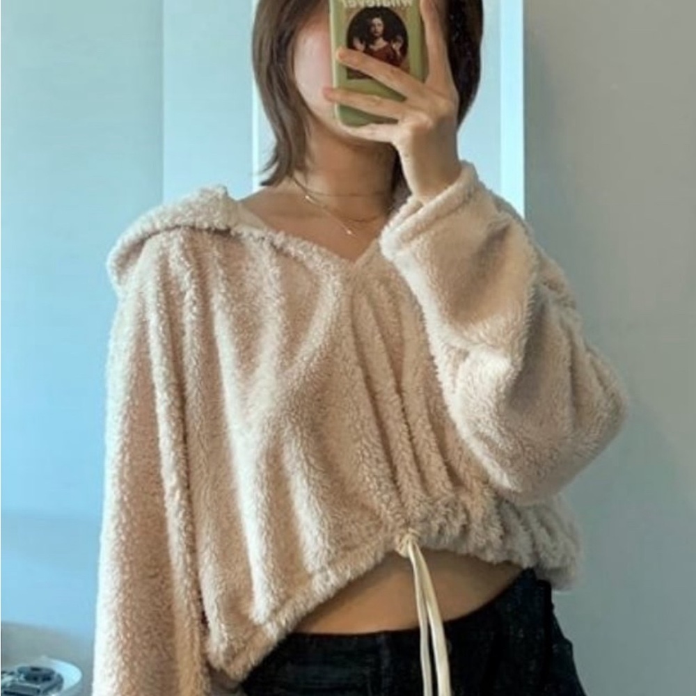 Urban outfitters cropped sweater